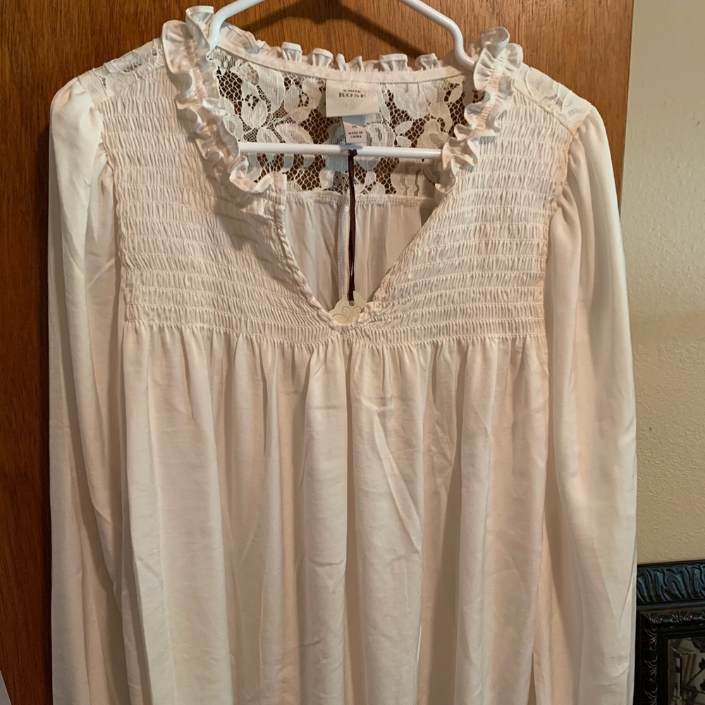 KNOX ROSE satin flowy top